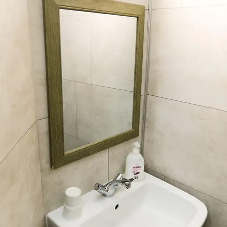 The Lakeside 雷德卡